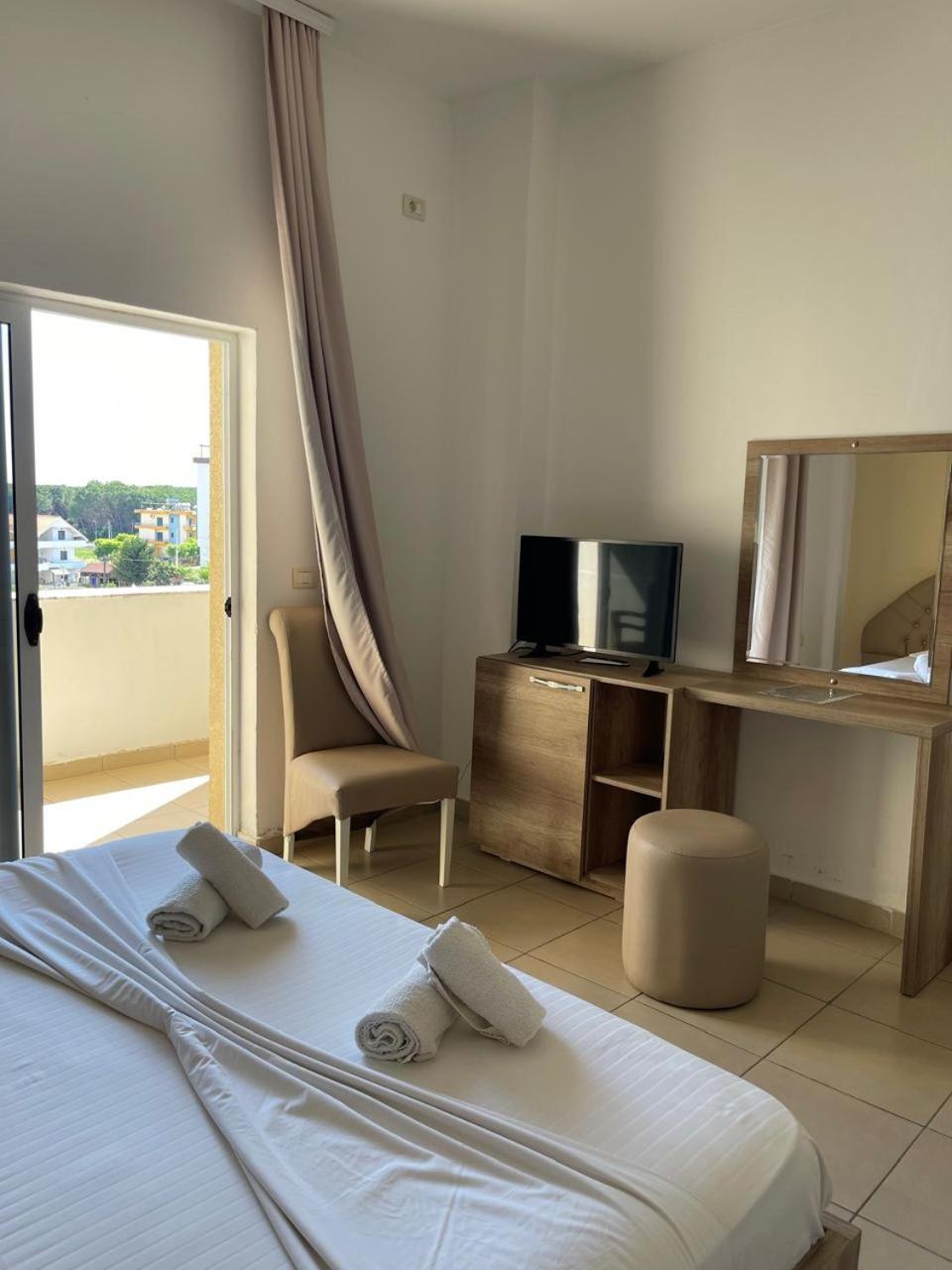 Hotel Princ Golem  Zewnętrze zdjęcie