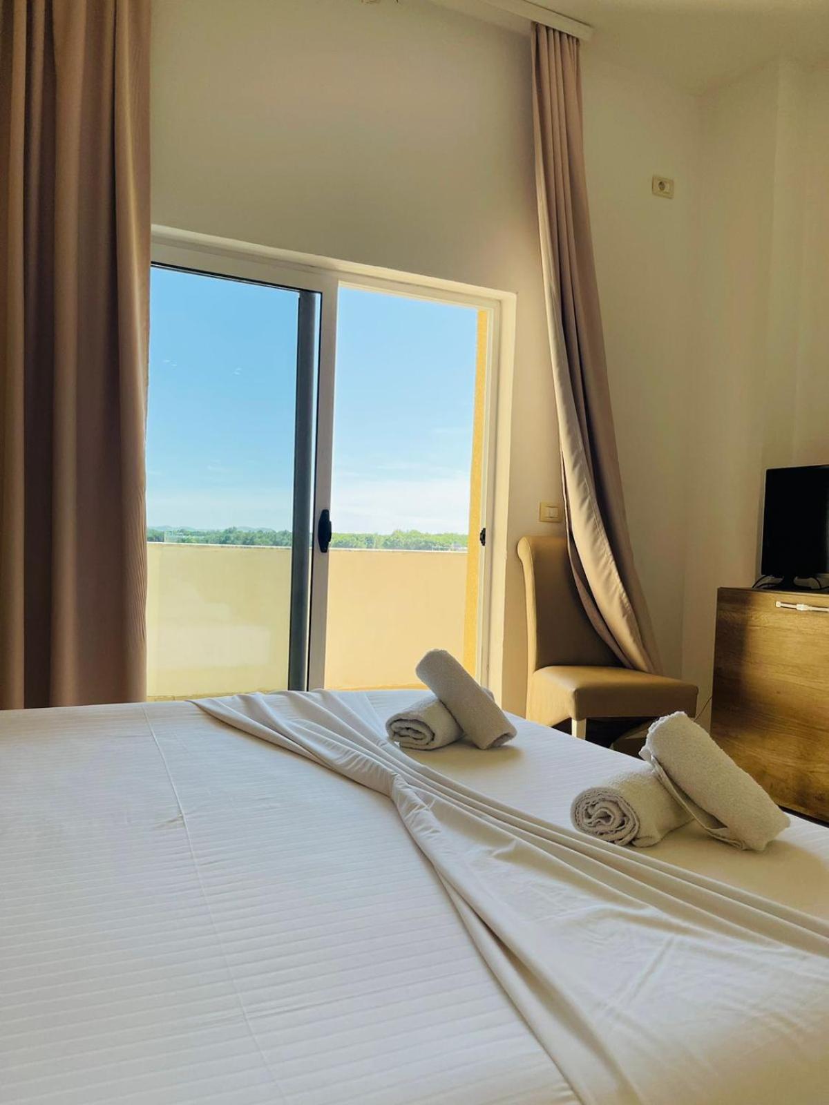 Hotel Princ Golem  Zewnętrze zdjęcie