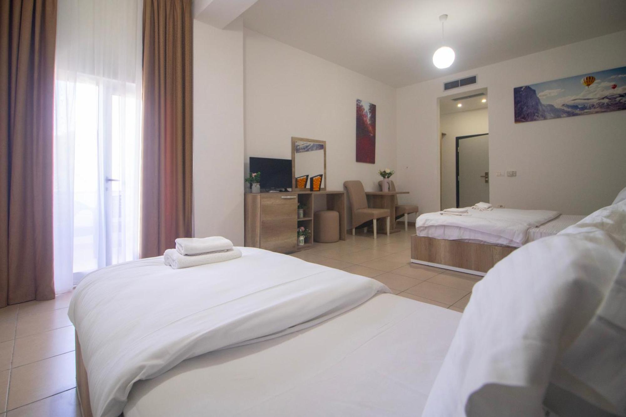 Hotel Princ Golem  Zewnętrze zdjęcie