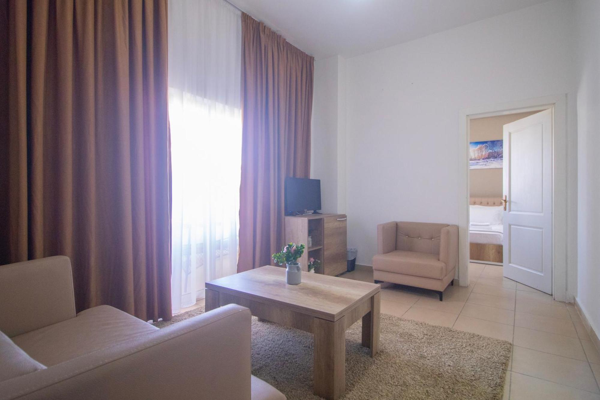 Hotel Princ Golem  Zewnętrze zdjęcie