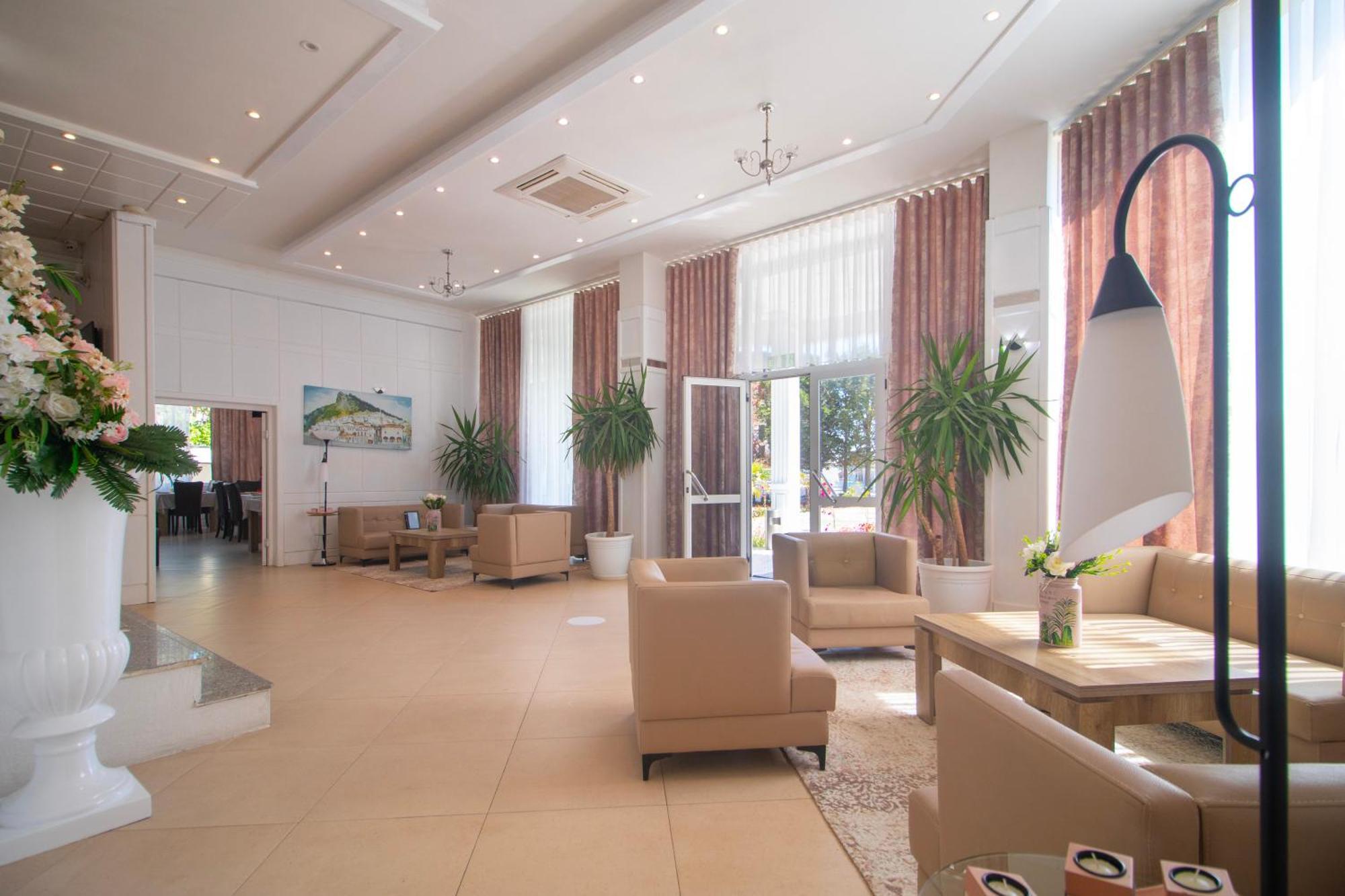 Hotel Princ Golem  Zewnętrze zdjęcie